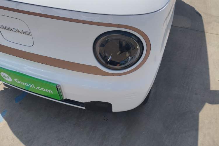 Used Geely Galaxy Panda 2024 Panda Mini 200km Endurance Bear
