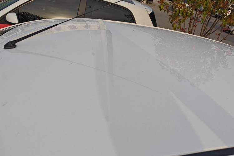 Used Venucia R50 2015 1.6L Manual Fashion Edition Roof