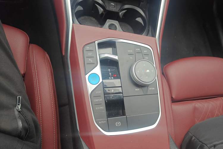 Used BMW i3 2023 eDrive 40 L Midnight Sports Package