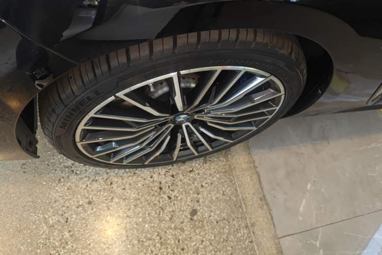 Used BMW 8 Series 2021 Facelift 840i Four-Door Coupe M Sport Package