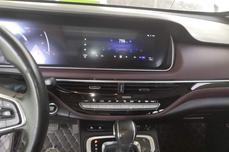 Used GAC Trumpchi M6 2021 PRO 270T Automatic Luxury Edition