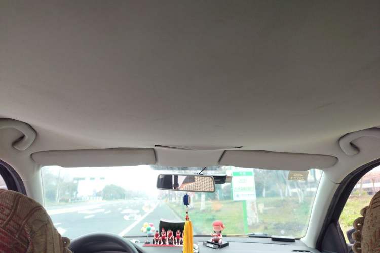 Used Volkswagen Lavida 2013 Revised Classic 1.6L Automatic Fashion Edition Headliner