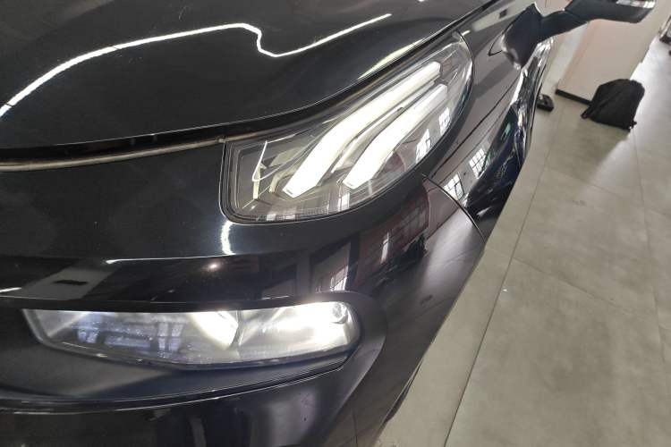 Used Lynk & Co 03 2022 1.5TD DCT JingPro Left Front Headlight