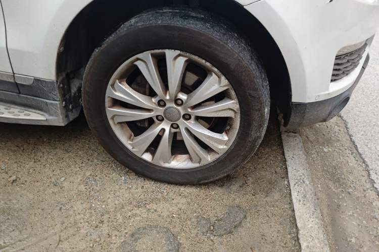 Used Haval H8 2017 2.0T Diesel 4x4 Smart Enjoyment Version
