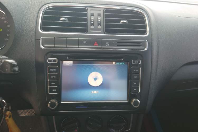 Used Volkswagen Polo 2014 1.6L Automatic Comfort Edition