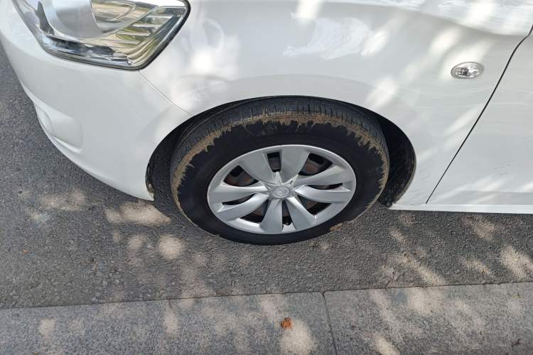 Used Citroen Elysee 2016 1.6L Manual Fashion Edition Left Front Wheel Hub