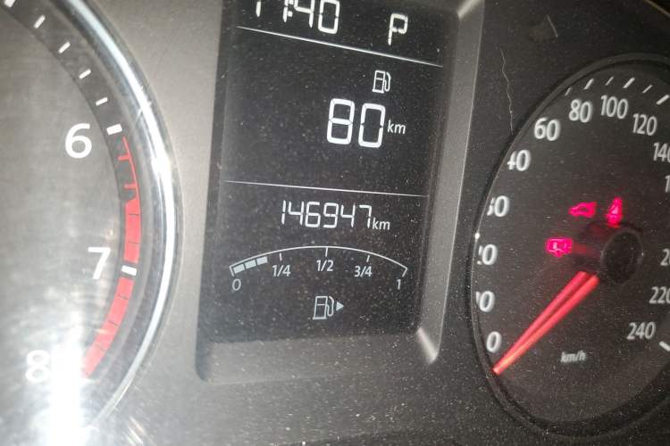 Used Volkswagen Lavida 2013 Restyled Classic 1.6L Automatic Comfort Edition Odometer Close Up