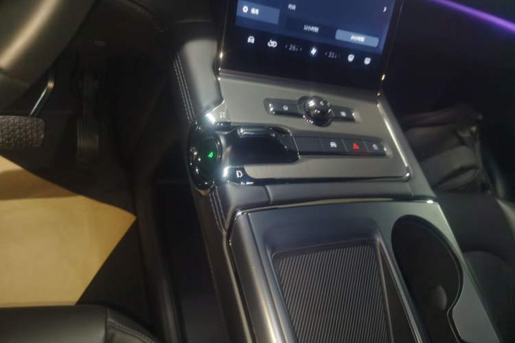 Used Nio ES6 2020 420 km Sport Edition Gear Lever