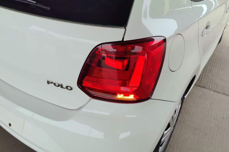 Used Volkswagen Polo 2016 1.4L Automatic Trendy Model Exterior 3