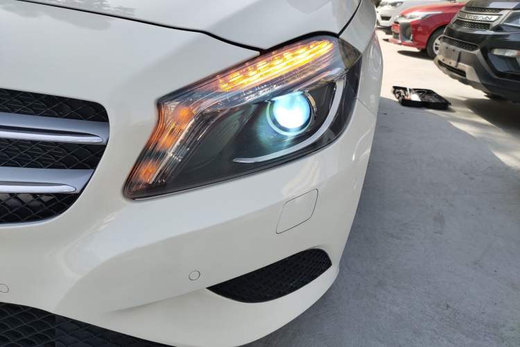 Used Mercedes-Benz A-Class 2015 A 200 Fashion Model