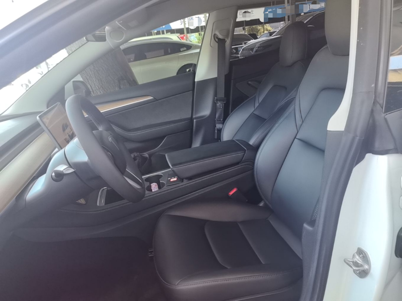 Vordere Reihe im Auto