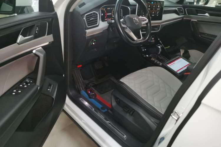 Used Volkswagen Tayron 2023 300TSI Two-Wheel-Drive Luxury Plus Advanced Edition