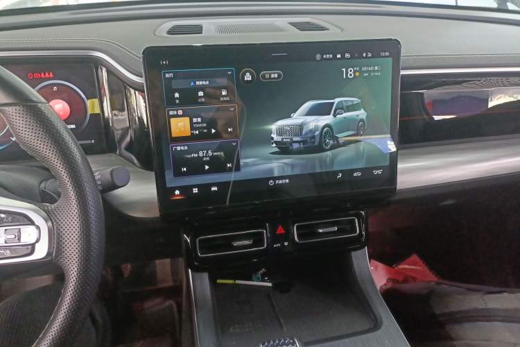 Used GAC Trumpchi GS8 2022 Linghang Series 2.0 TGDI Two-Wheel-Drive Luxury Smart Connectivity Version (7 Seats)