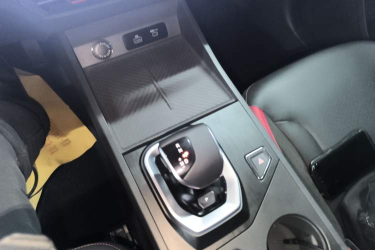 Used JETOUR Dashing 2023 1.5T DCT Starlight Shine Pro Edition
