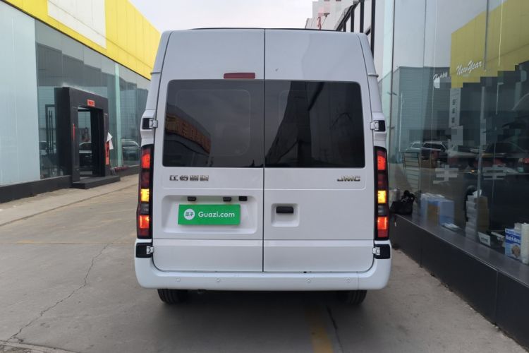 Used JMC Fushun 2023 2.0T Manual Short-Wheelbase Mid-Height Commercial Multi-Purpose 5-Seater Passenger Vehicle Rear
