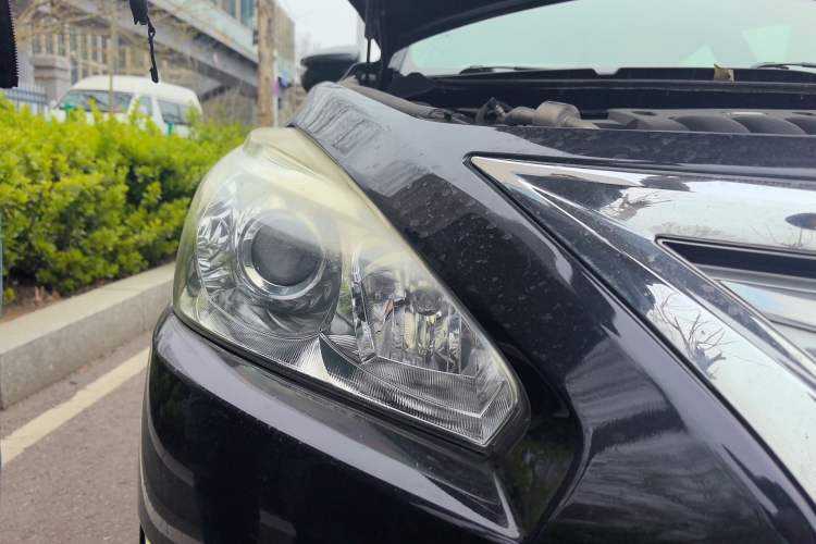 Used Nissan Teana 2013 2.0L XL Comfort Edition Right Front Headlight