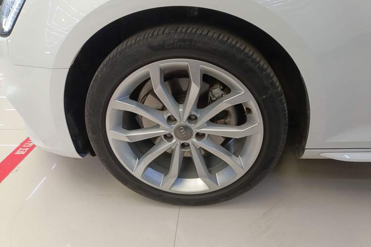 Used Audi A4L 2018 30th Anniversary Edition 40 TFSI Fashion Model