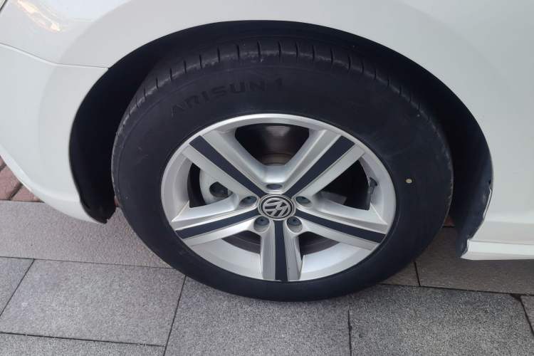 Used Volkswagen Lamando 2017 230TSI DSG Fashion Edition
