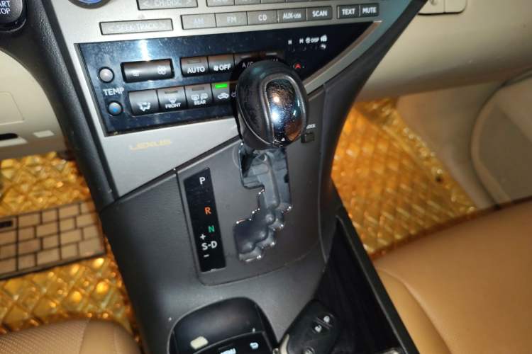 Used Lexus RX Classic 2012 270 Elegant Edition
