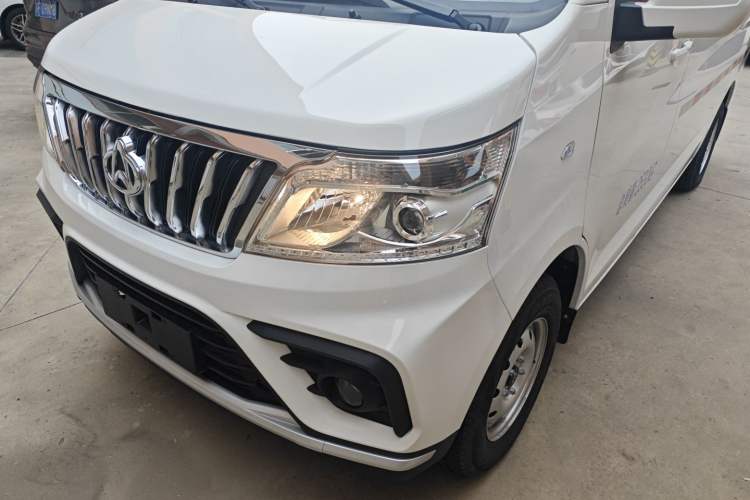 Used CHANGAN KAICHENG Ruixing M80 2021 1.6L Comfort Version 2-Seater Single-Steaming Air-Conditioned China VI Standard Flat Roof with Lift-Up Rear Door DAM16KR Left Front Headlight