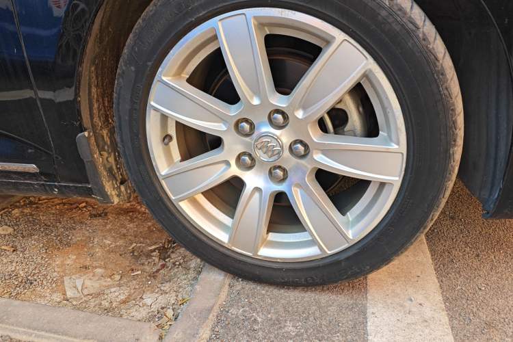 Used Buick LaCrosse 2012 2.4L SIDI Luxury Edition
