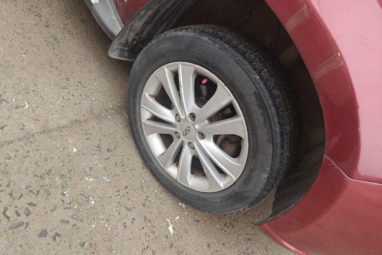 Used Chery Tiggo 2012 Elite Edition Facelift 1.6L Manual Comfort DVVT Right Front Wheel Hub