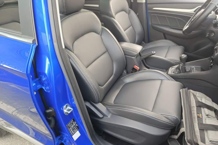 Used MG ZS 2018 1.5L Manual Luxury Version China V Standard