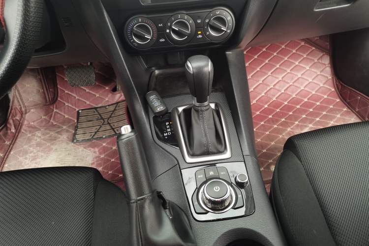 Used Mazda 3 Axela 2017 Sedan 1.5L Automatic Comfort Model Emission Standard China V