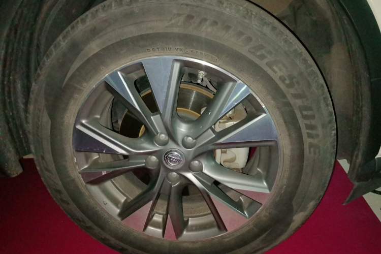 Used Nissan Murano 2019 2.5L XL Two-Wheel Drive Smart Connect Luxury Edition China VI Standard