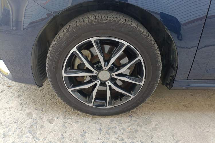 Used BYD Song MAX 2017 1.5T Automatic Smart Connect Elite 7-Seater