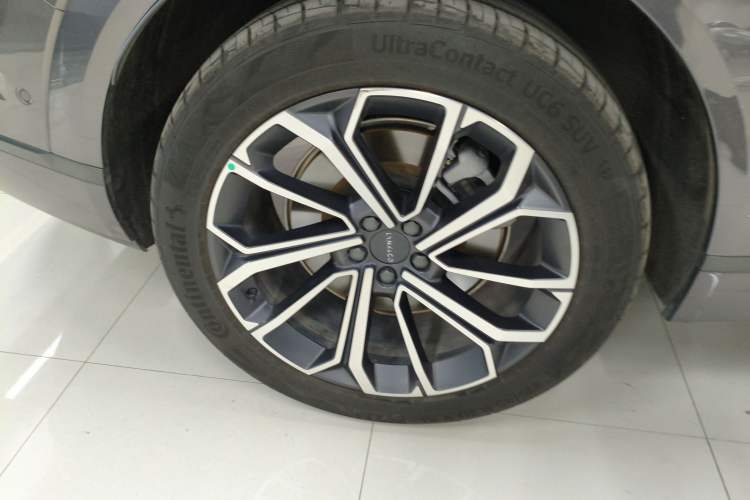 Used Lynk & Co 09 EM-P 2023 2.0TD EM-P Long-Range Version PM 7-Seater Exterior 5