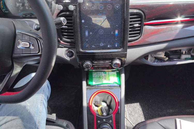 Used Chery Little Ant 2022 Sweet Pink Edition Half-Sugar Version 3-Cell Lithium 30kW 301km