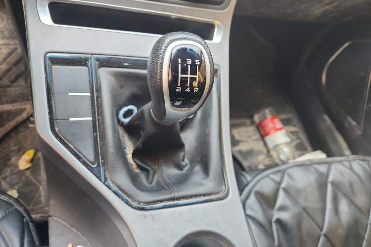 Used Geely Auto Vision S1 2018 1.5L Manual FENGXING Model