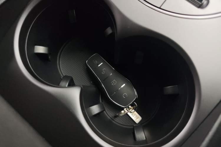 Used BYD Seal 06 New Energy 2025 DM-i Smart Drive 120KM Prestige Model Vehicle Key