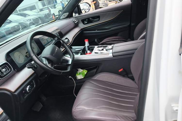 Used Chery Tiggo 9 2025 2.0T Automatic Two-Wheel Drive Luxury Edition 5 Seats
