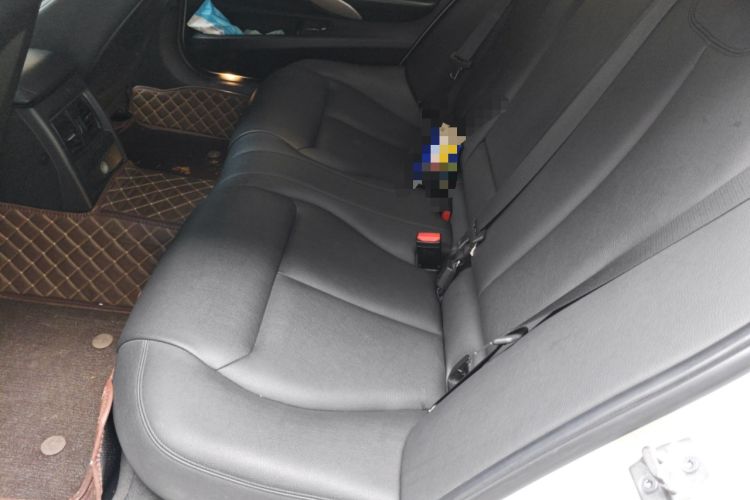 Used BMW 3 Series 2016 320Li Ambition Model
