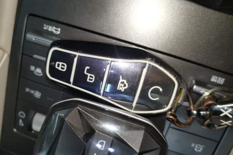 Used BYD Yuan UP 2024 401KM Leading Edition Interior 1