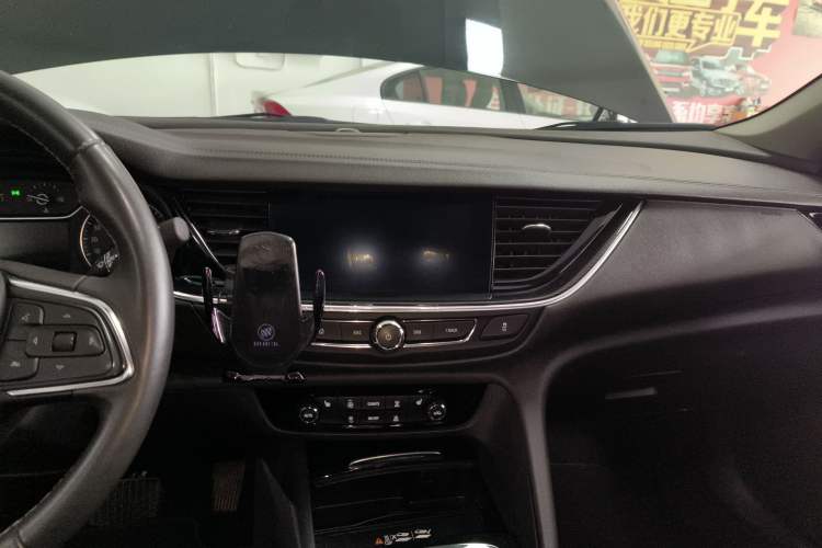 Used Buick Regal 2024 25T Deluxe Edition