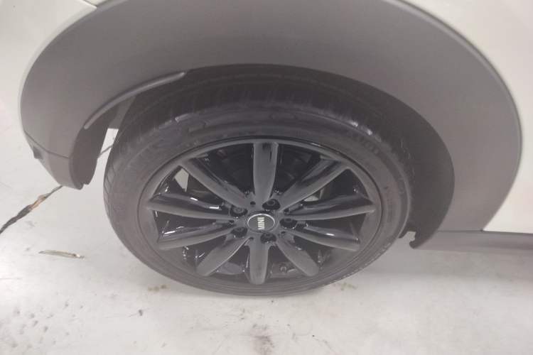 Used MINI MINI 2019 1.5T COOPER Artist