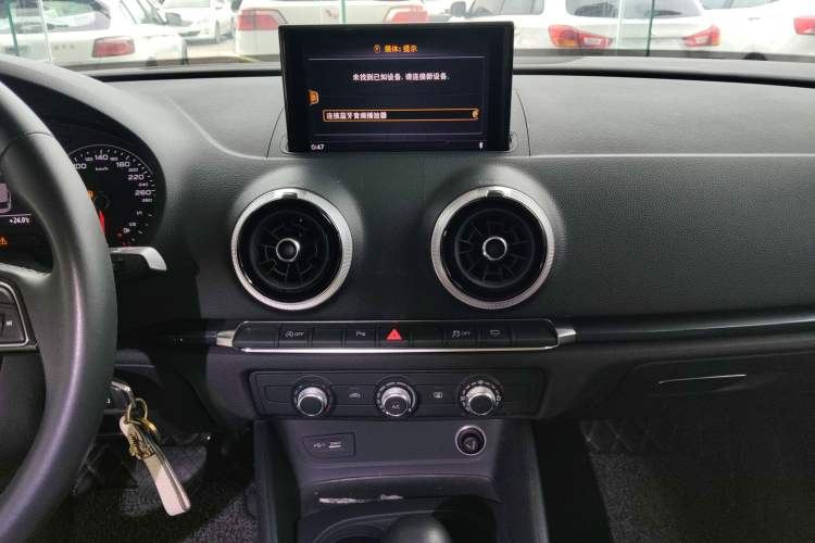 Used Audi A3 2020 Limousine 35 TFSI Fashion Edition China VI Emission Standard