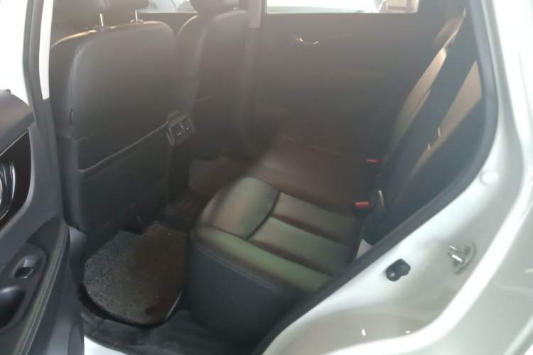 Used Nissan X-Trail 2020 2.0L XL ITS CVT 2WD SmartConnect Comfort Edition Left Rear Seat