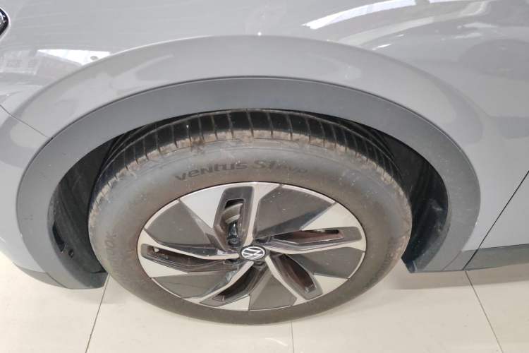 Used Volkswagen ID.4 CROZZ 2025 Pure Edition