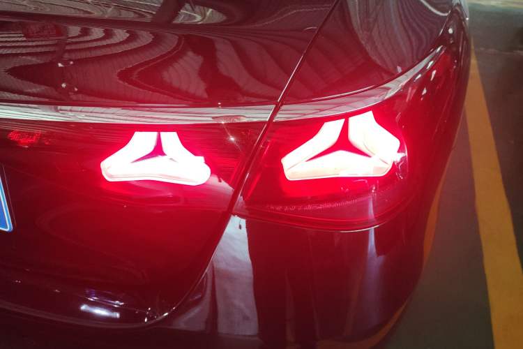 Used Mercedes-Benz E-Class 2024 Refresh E 300 L Stylish Edition