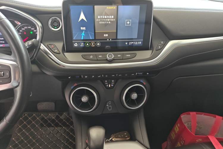 Used Chevrolet Blazer 2020 650T 7-Seater WEI Version Audio And AC Panel