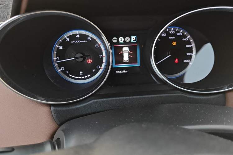 Used Dongfeng Aeolus AX4 2017 1.6L DCT Trendy Style
