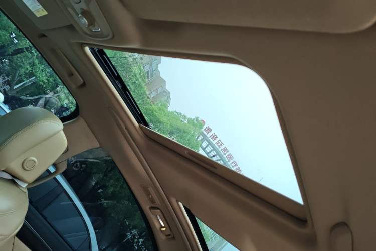 Used Buick GL8 2020 ES Land Cruiser 653T Luxury Model Headliner