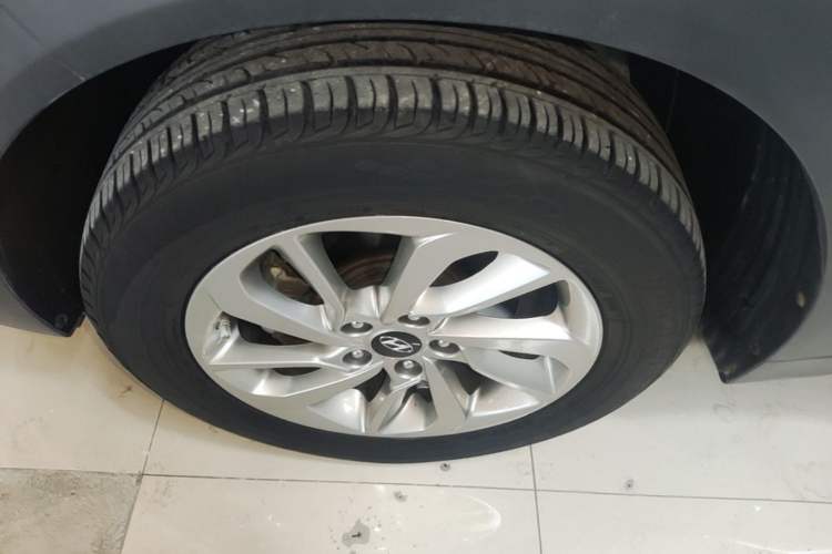 Used Hyundai Tucson 2015 1.6T Dual-Clutch Two-Wheel-Drive Smart Model
