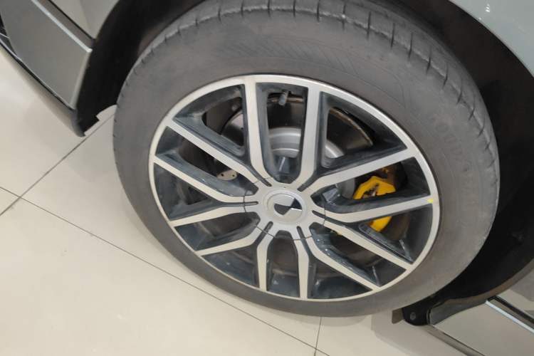 Used Denza Z9GT 2024 1100 Four-Wheel Drive Max Edition

