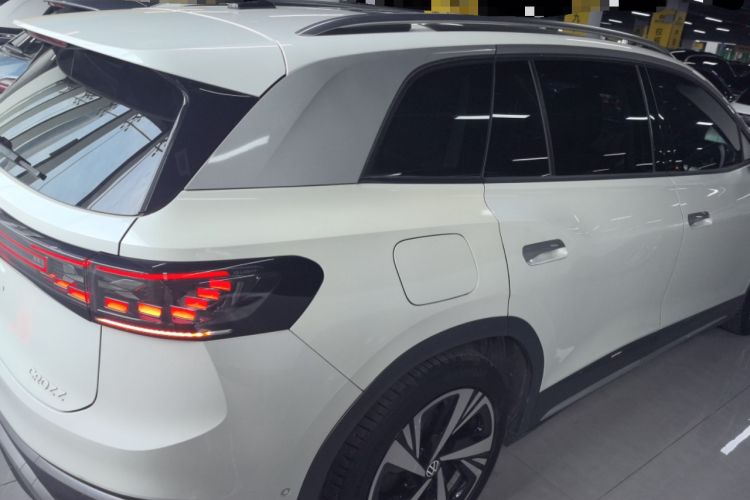 Used Volkswagen ID.6 CROZZ 2022 Long-Range PRO Edition Rear Right 45 Deg