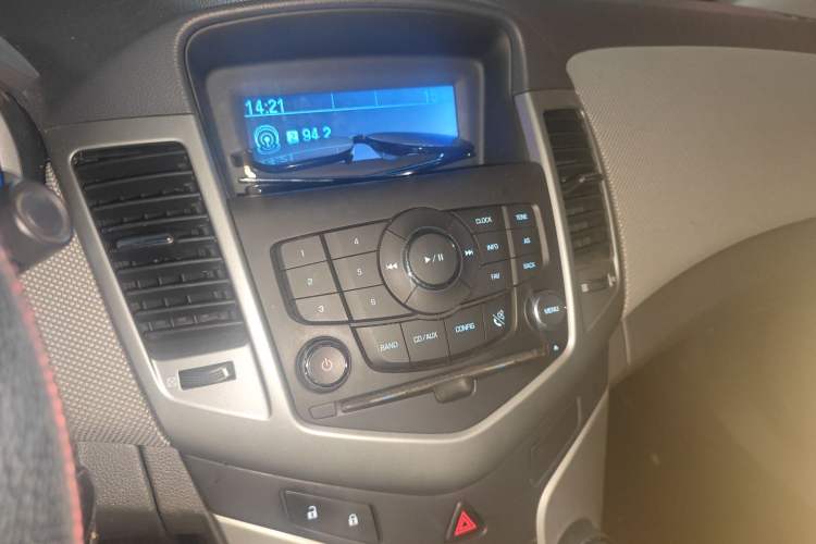 Used Chevrolet Cruze 2013 1.8L SE AT
